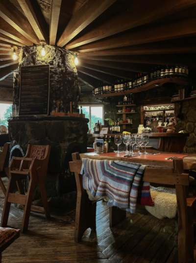 EL CASTILLO !! Campo Base 🍕🍷Sabores con historia en el corazón del volcán ✨ 🌋🏰 