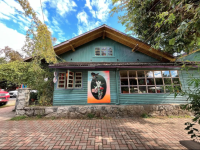 ESPACIO ÉCOLE !! El corazón cultural de Pucón 🌟