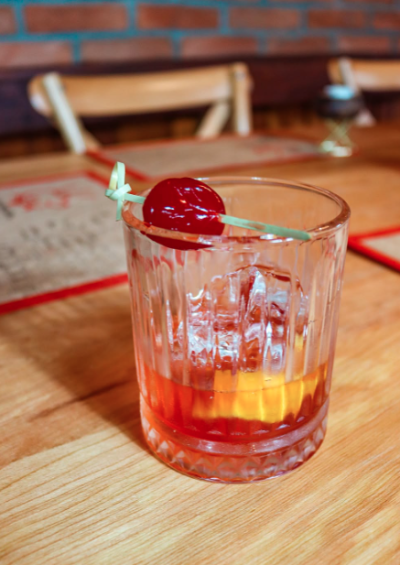 LA MARMITA ! Una Tradición en #Pucón 🧀🥩🥗🍹