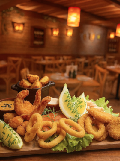 LA MARMITA ! Una Tradición en #Pucón 🧀🥩🥗🍹